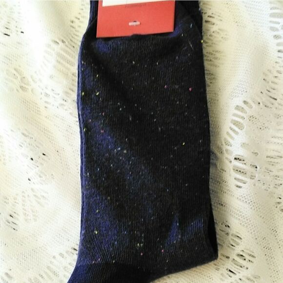 Mossimo socks-pineapples  - Picture 3 of 5